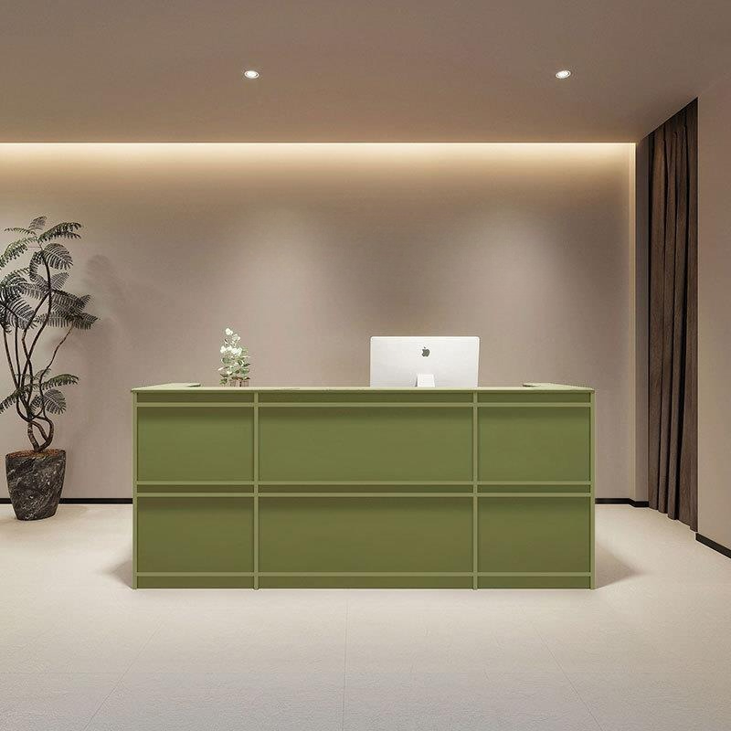 Empfangstheken im mittelalterl – Health Wellness Center Bewertung und Preis