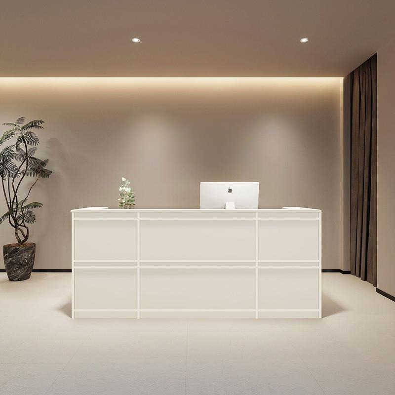 Empfangstheken im mittelalterl – Health Wellness Center Bewertung und Preis